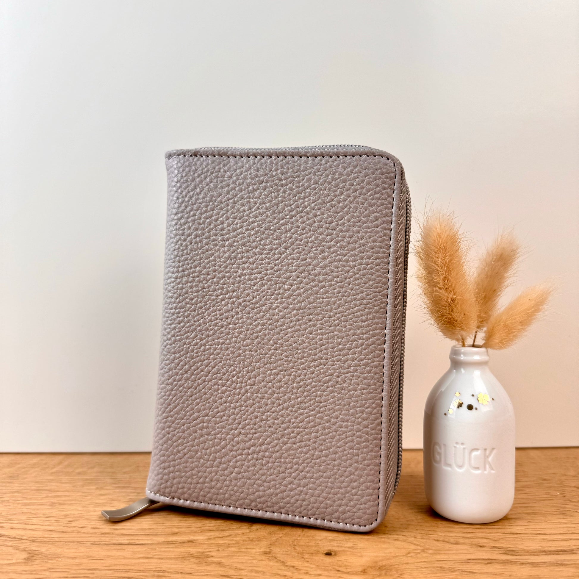 Zip Binder A7 in Grau Budget Couple