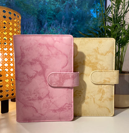 Front der Binder / Ringordner